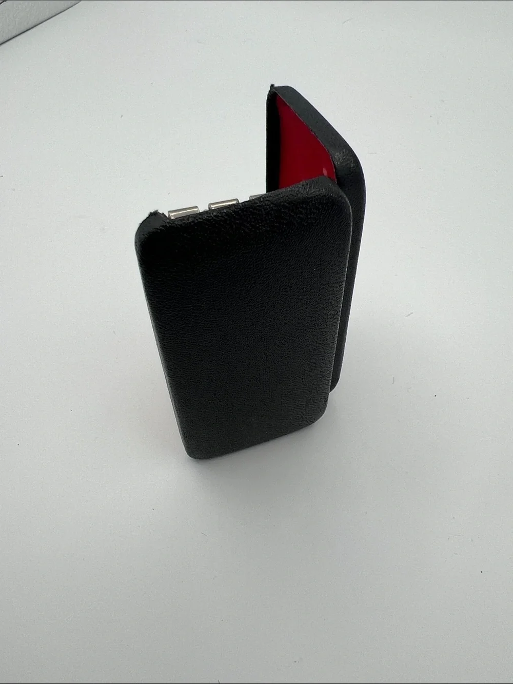 vintage hard shell pocket key case -”Tony”